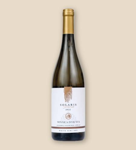 Winnica Invictus Solaris White Semi Dry